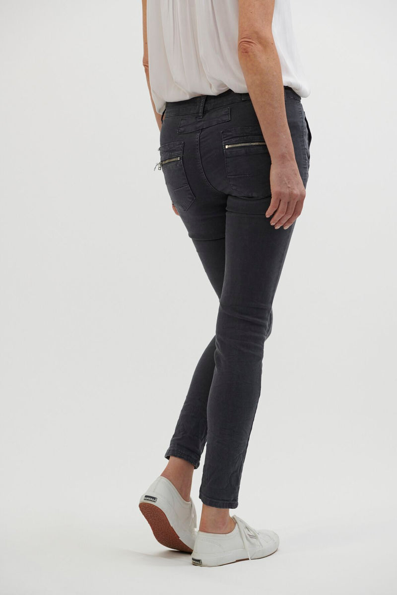 Italian Star | Button Jeans | Coal (Dark Grey)